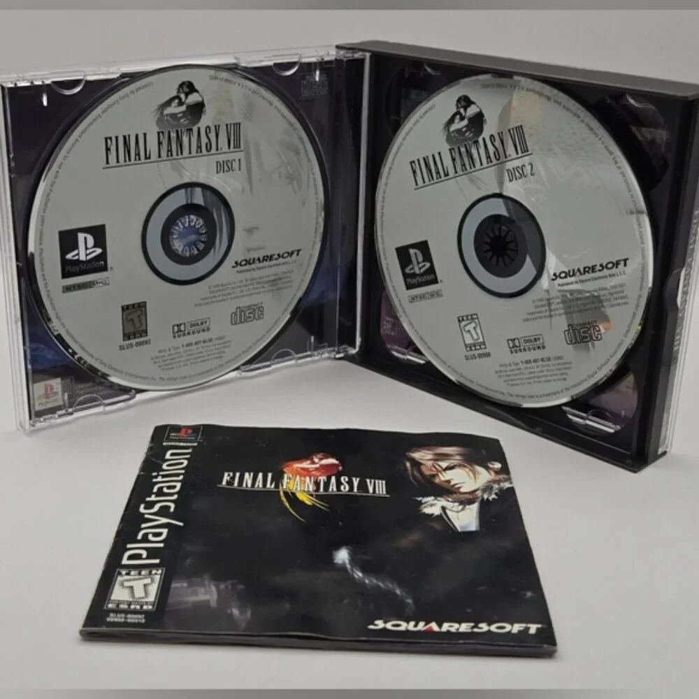 Final Fantasy VIII (Sony PlayStation 1, 1999) – Complete 4-Disc Set with Manual